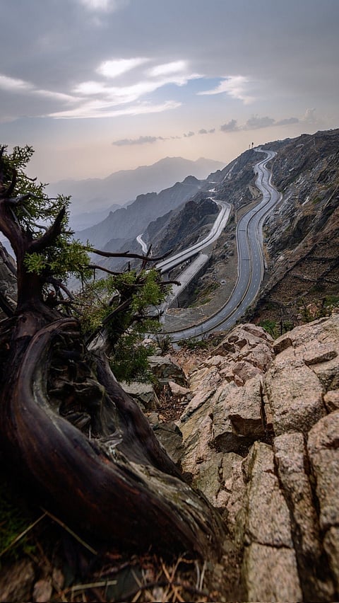 إغلاق طريق "الهدا" احترازيًّا في الاتجاهين