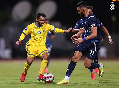 "عبدالفتاح عسيري" منتقداً قرار تغييره: دائماً اللاعب الأجنبي يحصل على الفرصة أكثر