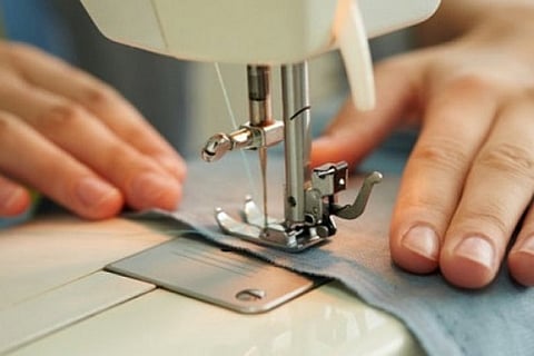 ماتت قهرًا بسبب مديرها الآسيوي.. غضَبٌ أردني بعد موت "حمدة الخياطة"