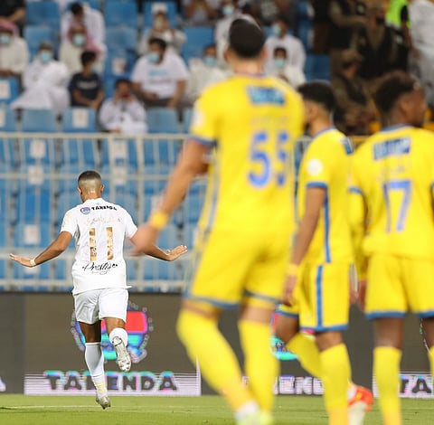 "الشباب" يحقق الفوز الخامس على التوالي ويضع "النصر" على صفيح ساخن