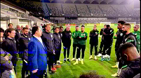 "المسحل" للاعبي الأخضر: علينا الظهور المميز والاقتراب أكثر من التأهل لكأس العالم