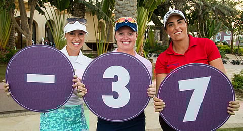 في ثاني أيام بطولة أرامكو للقولف .. فريق البلجيكية (مانون دي روي) ينتزع الصدارة