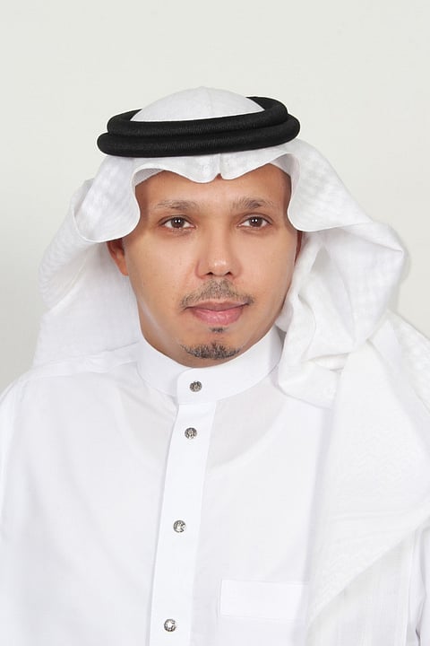 بعد شائعة الغرامة والسجن.. زمزمي: الإزالة من قروب الواتساب لا تعرّض للمساءلة القانونية