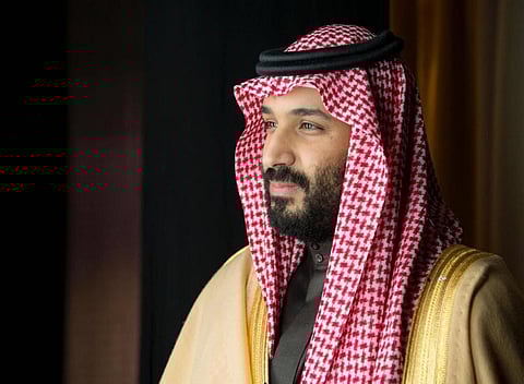 شاهد بالفيديو: "حيا الله أبوسلمان".. احتفاء جماهيري بوصول ولي العهد إلى مقر "إكسبو"