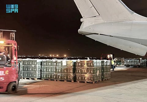 مُغادرة طائرتين إغاثيتين تمثلان أولى طلائع الجسر الإغاثي السعودي لدعم الشعب الأفغاني