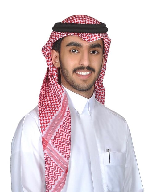 "يزيد الصالح".. من أحلام التطوّع إلى صفوف الريادة