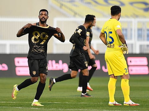 بهدف قاتل.. قطار "أبها" يعبر محطة "الباطن" ويخطف النقاط الثلاث