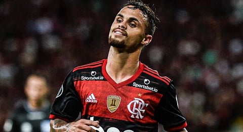 صحفي "برازيلي" : "الهلال" يرفع عرضه لضم "ميشيل" والصفقة تقترب من النهاية