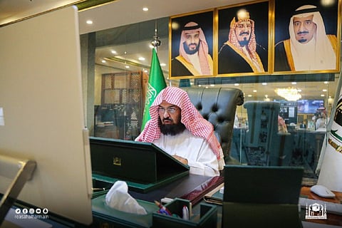 "السديس" يؤكد أهمية دور المرأة في التربية كركيزة لنهضة الأمة وحضارتها