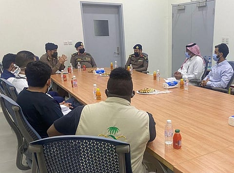 "تقنية الليث" تنفذ فرضية حريق وهمي وإخلاء