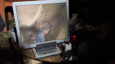 أقل من ساعة.. دقائق حاسمة تفصل رجال الإنقاذ عن انتشال "ريان"