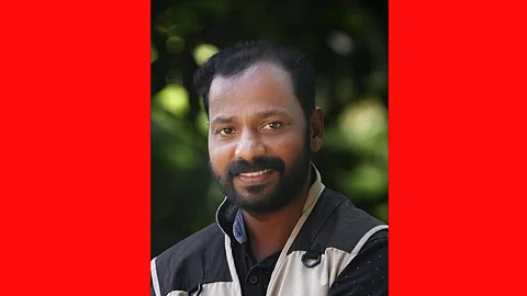 വിന്സന്റ് പുളിക്കല് ( ദി ന്യൂ ഇന്ത്യന് എക്സ്പ്രസ്)