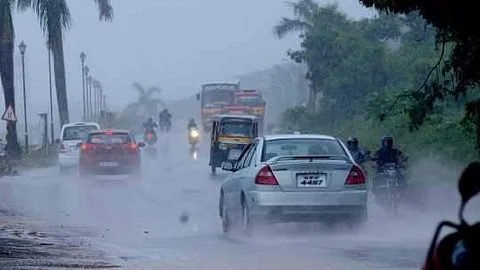 Heavy rains in kerala yellow alert in two districts