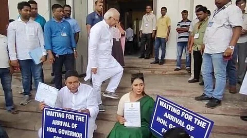 2 TMC MLAs protest in assembly, awaiting Guv's arrival for swearing-in