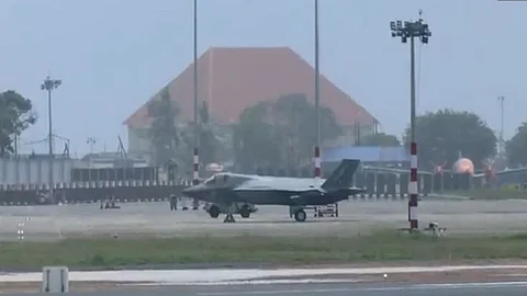 UK Navy's F-35 fighter jet