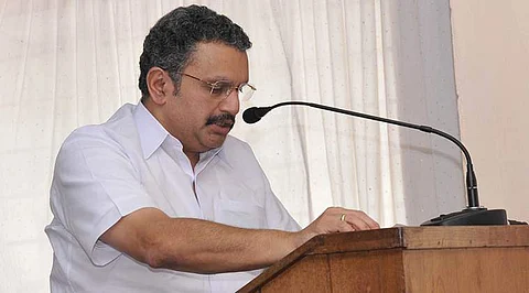 സംഘപരിവാറിന്റെ നിയമവിരുദ്ധ പ്രവര്ത്തനങ്ങള്ക്കെതിരെ പിണറായി വിജയന് നടപടി സ്വീകരിക്കുന്നില്ല: കെ.മുരളീധരന്