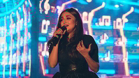 कूचबिहार में लाइव परफॉमेंस के दौरान मोनाली ठाकुर बीमार, मुंबई में ले रहीं स्वास्थ्य लाभ