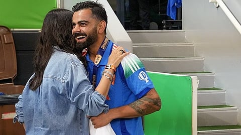 दौरों पर परिवार के साथ रहने के पक्ष में कोहली