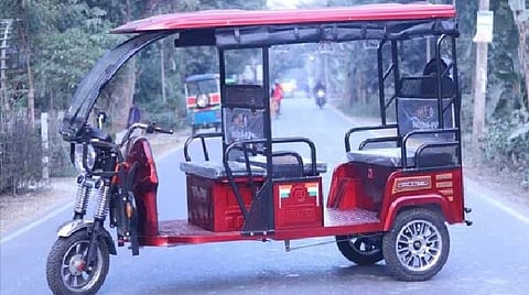 फोइल फोटो