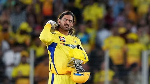 IPL : धोनी पहले बल्लेबाजी करने क्यों नहीं आ रहे ?, कोच ने किया खुलासा