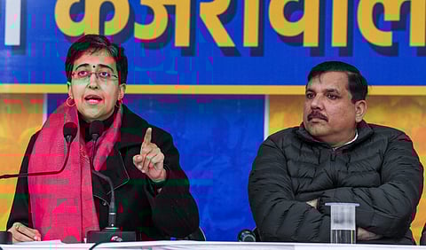 AAP के आतिशी और संजय के खिलाफ मानहानि मामला खारिज