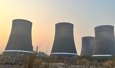 कूलिंग टावर