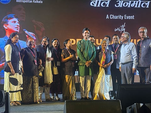 रोटरी क्लब ऑफ साल्ट लेक मेट्रोपोलिटन कोलकाता ने प्रस्तुत की : डॉ. कुमार विश्वास के साथ एक विशेष संध्या