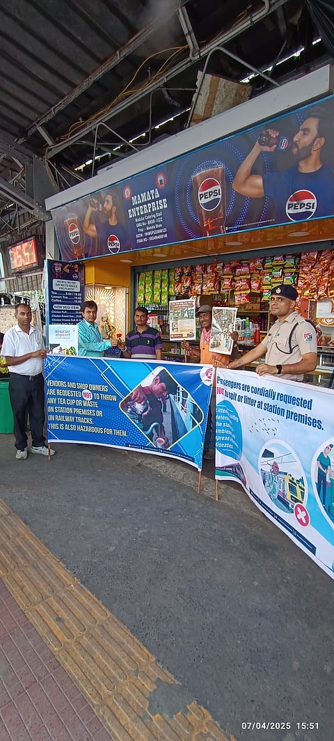 स्वच्छता जागरूकता अभियान का दृश्य