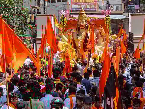 विश्व हिंदू परिषद को दिल्ली पुलिस ने हनुमान जयंती शोभायात्रा निकालने की नहीं दी अनुमति