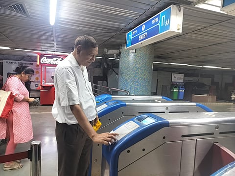 kolkata, metro, railway, westbengal, metrorail, qrcode, scanner