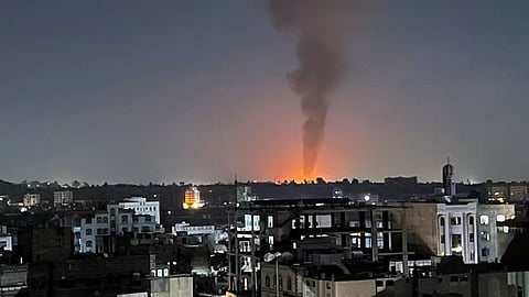 हूती विद्रोहियों पर अमेरिका ने रातभर किए हवाई हमले