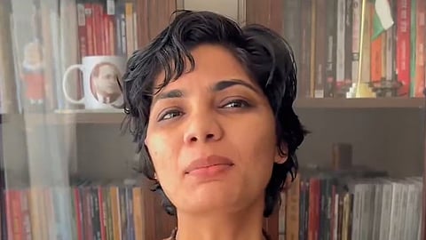 नेहा सिंह राठौर