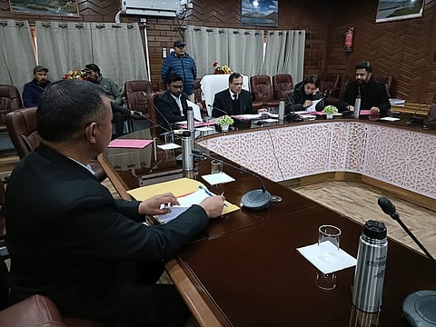 भाषा आयोग गठन समिति की ओर से बैठक आयोजित