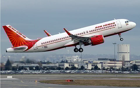 Air India की फ्लाइट करने वाली थी इजराइल में लैंड, तभी यमन ने दाग दी मिसाइल....