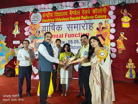 डीआरएम संजीव कुमार को सम्मानित किया गया