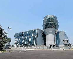 नया ATC टॉवर : इमरजेंसी निकास की बड़ी कमी