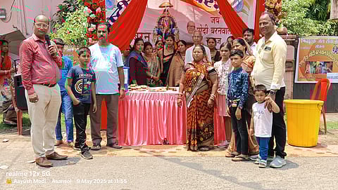 मौके पर उपस्थित संघ के पदाधिकारी