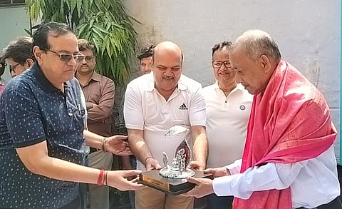 मेयर का जनसंपर्क अभियान संपन्न