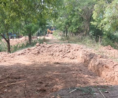 हो रहा तालाब भराई