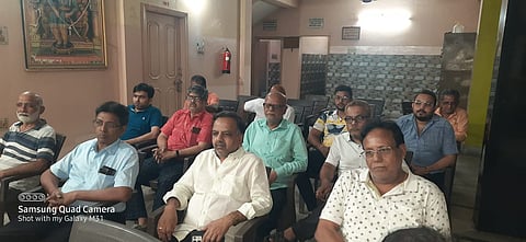 बराकर चेम्बर ऑफ कॉमर्स की बैठक में शामिल लोग