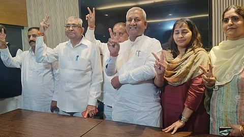 दिल्ली में AAP को एक और झटका, 15 पार्षदों ने इस्तीफा देकर बनाई नई पार्टी