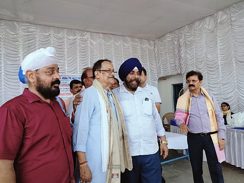 कार्यक्रम में शामिल होने पहुंचे मंत्री मलय घटक