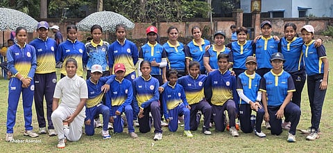 खेल में शामिल विजेता एवं उपविजेता टीम की खिलाड़ी