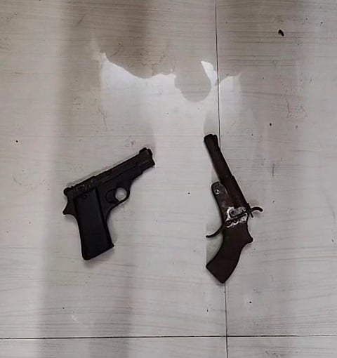 बरामद हथियार