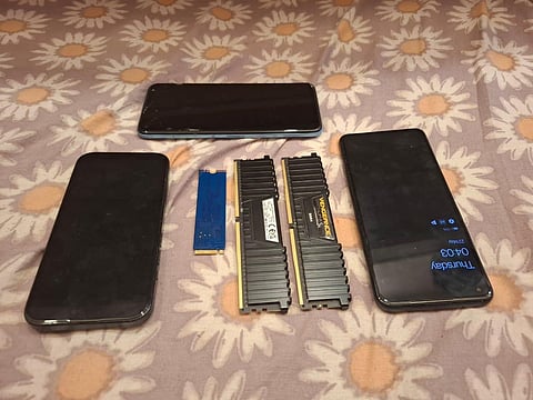 विदेशियों से लाखों की ठगी करनेवाला बेहला से गिरफ्तार