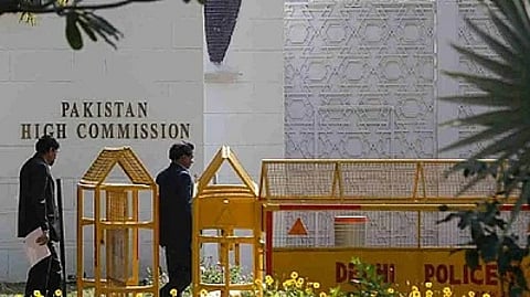 पाकिस्तान ने भारतीय उच्चायोग के कर्मचारी को निष्कासित किया