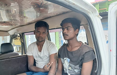 चोरी की बाइक से दो भाइयों की जोड़ी करती थी चोरी