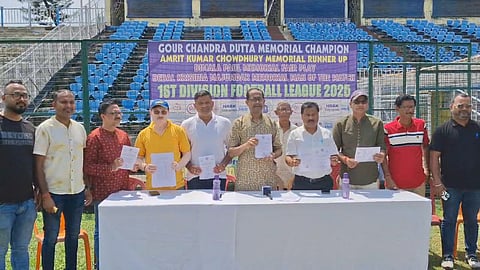 Kuntal Goswami and others addressing the reporters