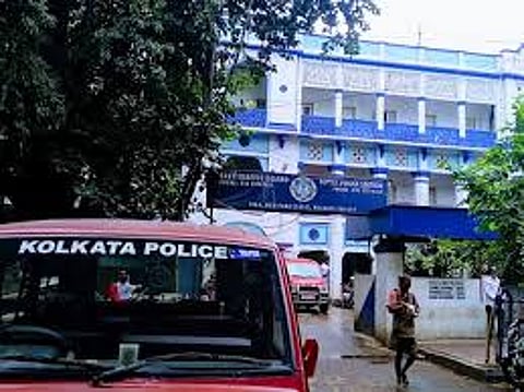 घर में झूला झूलने के दौरान रस्सी गले में फंसा, किशोर की मौत