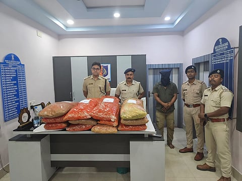 बरामद एक क्विंटल गांजा